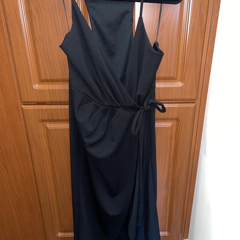 Elegant Black Wrap Dress